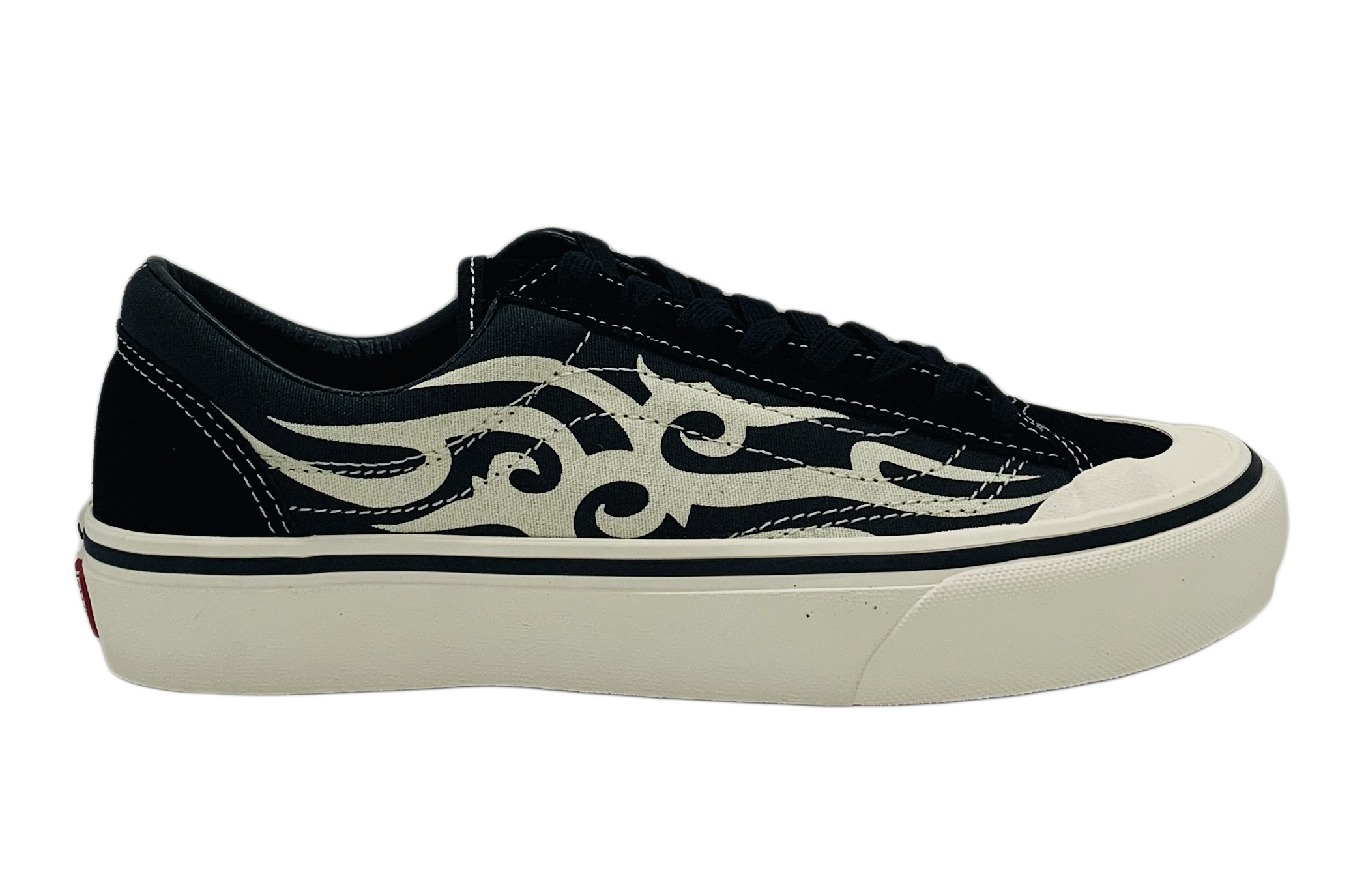 vans style 36 sf tribal black & white skate shoes