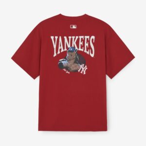 MLB New York Yankees Horse Back Graphic T-Shirt