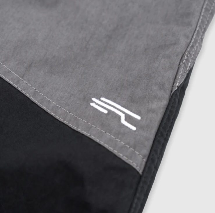 SERAC by WHOCARES Under Knee Shorts (Black/Grey) - Image 4